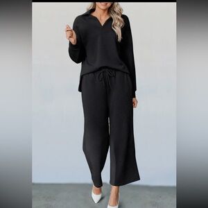Textured Collared V Neck Top & Pants Set **NEW**
